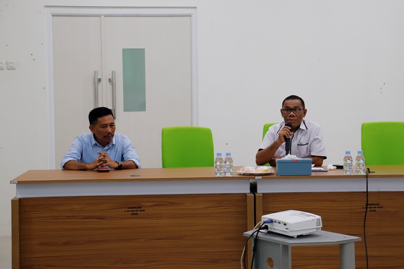 RAPAT KOORDINATOR PROGRAM STUDI DAN UNIT PENJAMINAN MUTU DENGAN DIREKTUR PASCASARJANA
